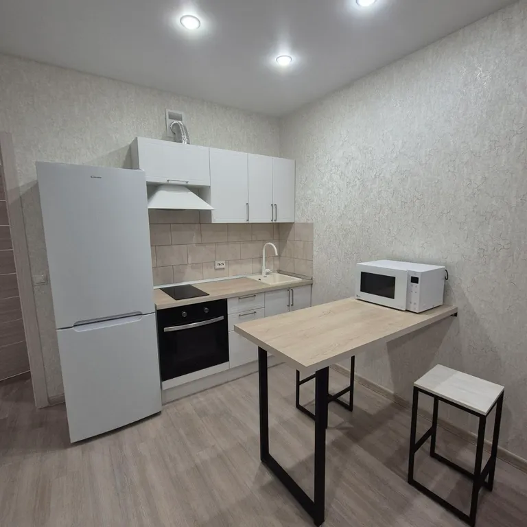 Евродвушка у аэропорта