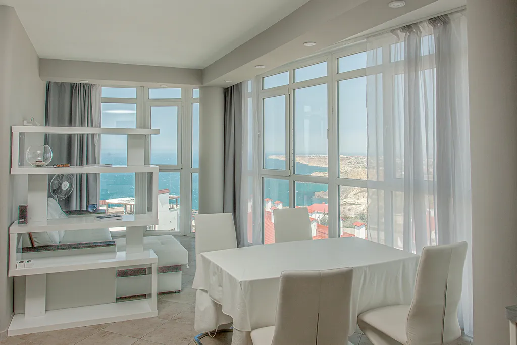 3-комнатная Квартира — аренда посуточно в Севастополь