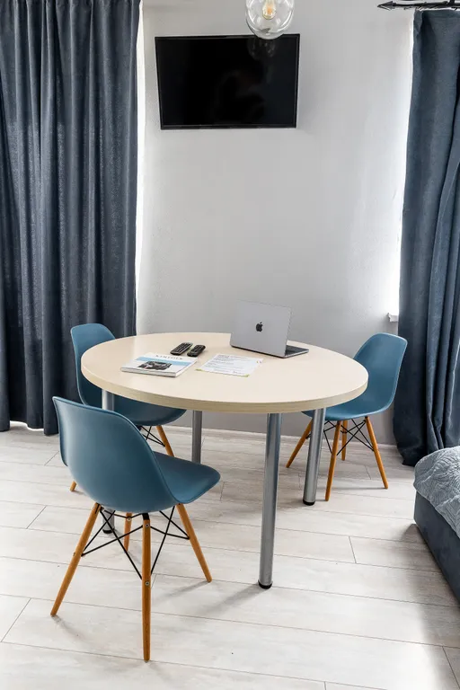 Стильная квартира студия с дизайнерским ремонтом