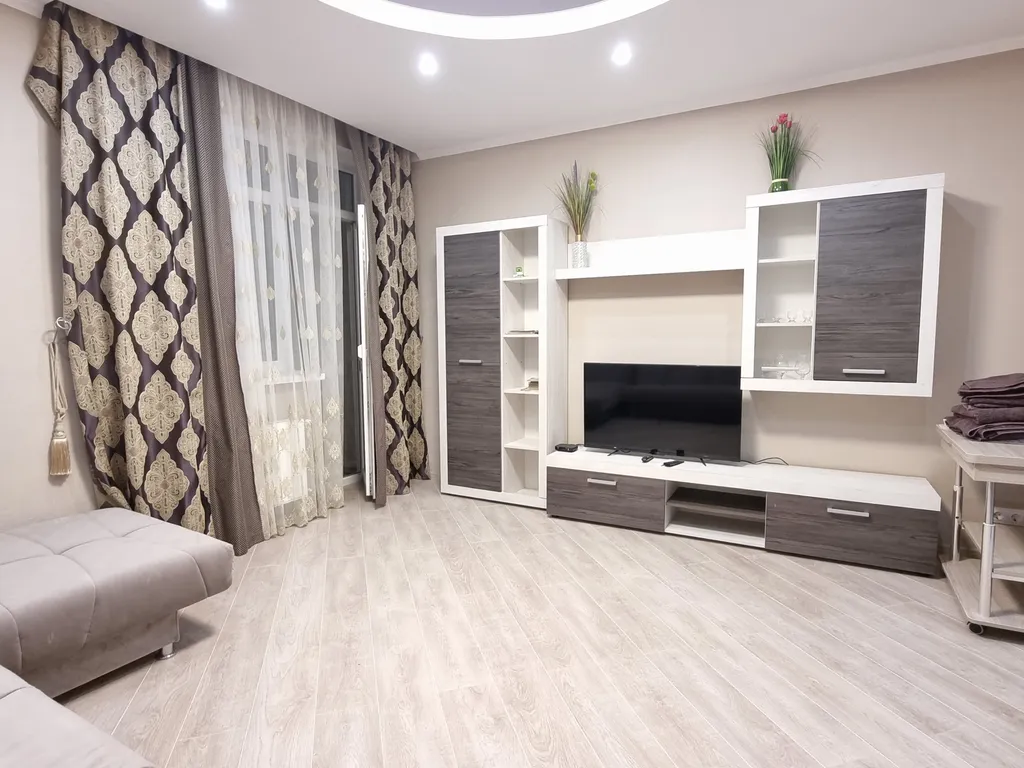 Квартира Стильная двухкомнатная квартира у пляжа — Севастополь