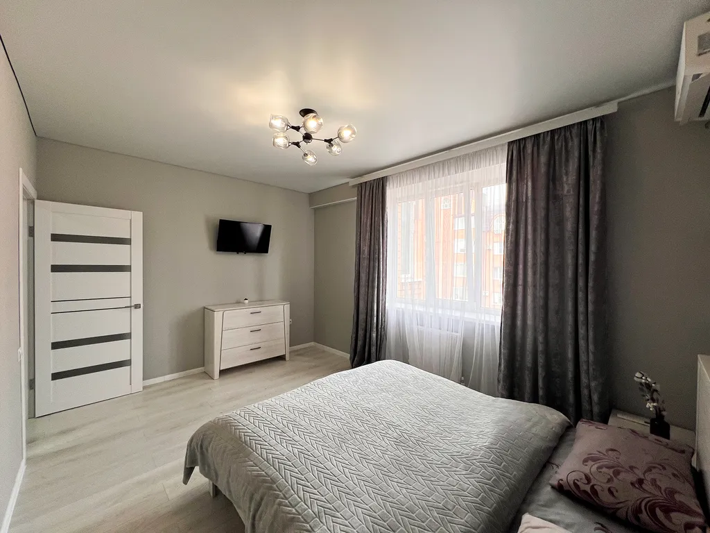 Апартаменты в элитном комплексе города