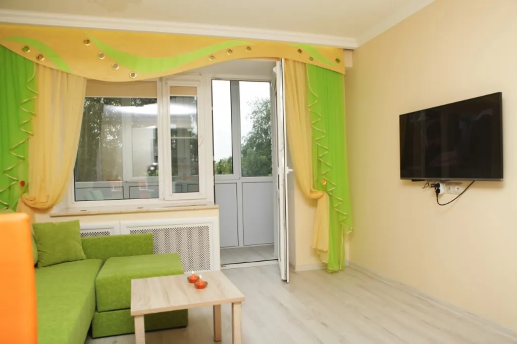 Квартира с видом на зеленый сквер