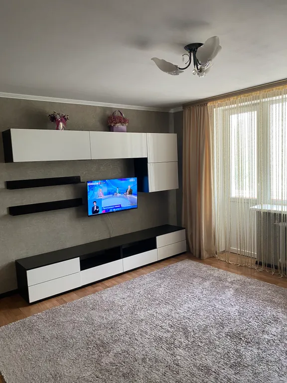 Уютная квартира с видом на лечебное озеро.