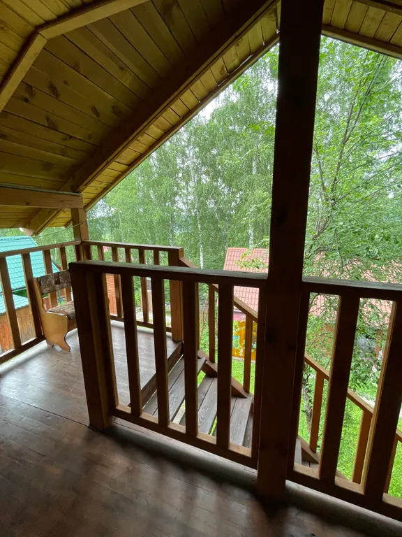 Второй этаж с верандой и отдельным входом