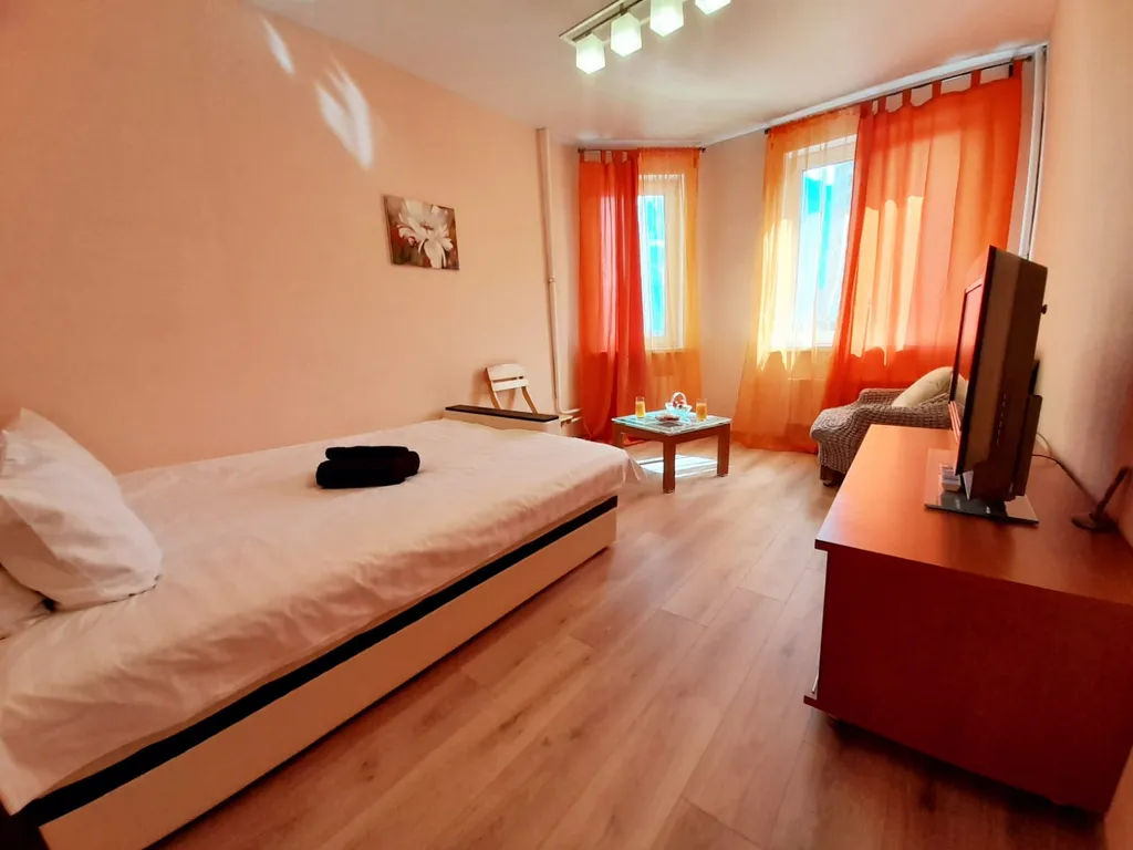 Солнечная 1-комнатная квартира на высоком этаже — аренда посуточно в Раменское