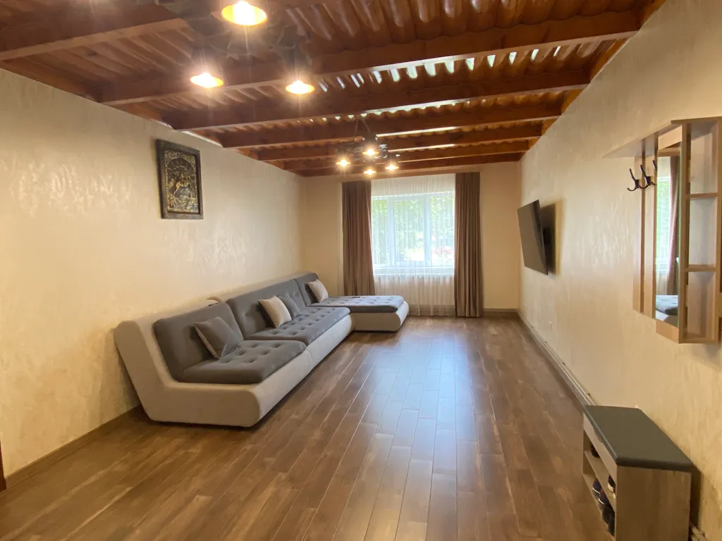 5-комнатный Дом