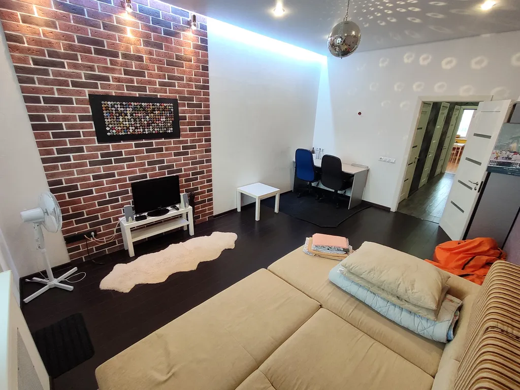 Шикарный вид и огромная ванна для двоих в центре