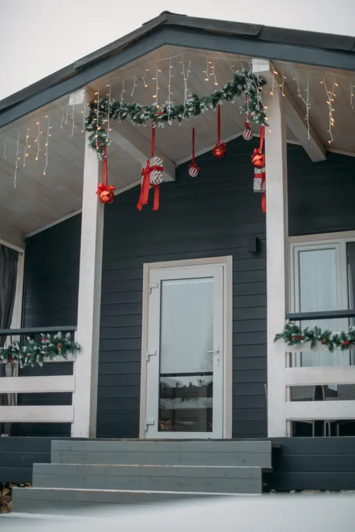 Уютный домик с видом на лес