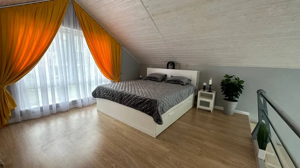 Дом в стиле БарнХаус с тёплым бассейном