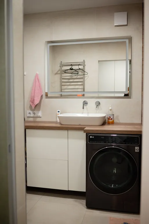 Студия в новом доме, центр