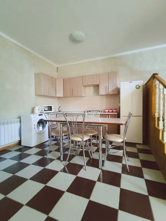 7-комнатный Дом