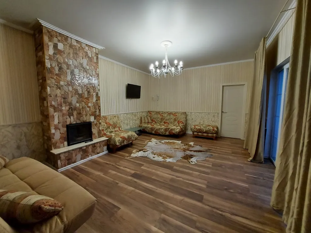 Дом с террасой на берегу моря