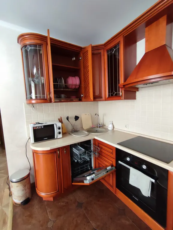 Уютная квартира рядом с набережной реки Волги