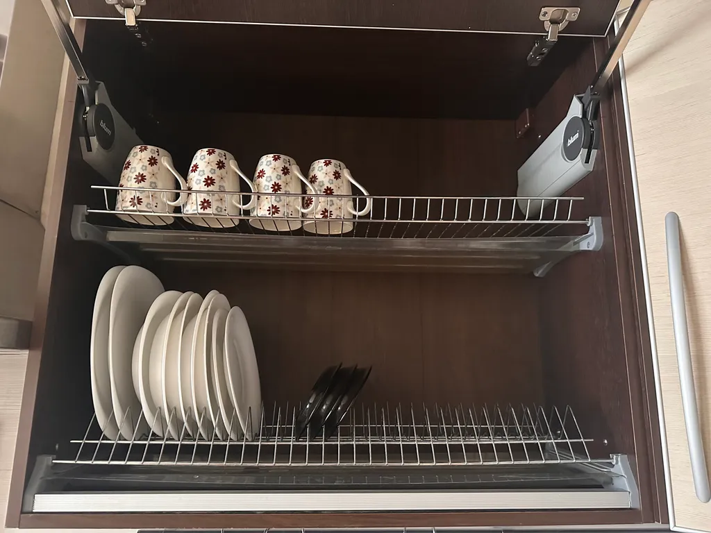 Светлая, уютная 2-комнатная квартира с отдельной детской комнатой