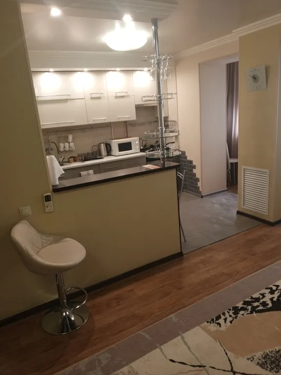 Комфортная двухкомнатная квартира (жд вокзал) с бесконтактным заселени