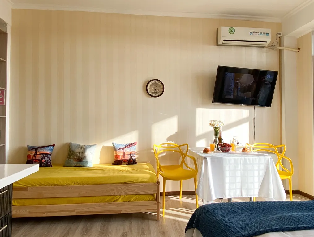 Квартира Квартира Видовая студия у моря с бассейном — Севастополь