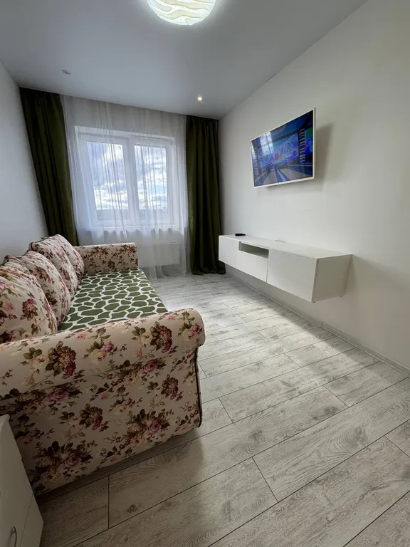 Просторная светлая однокомнатная квартира с уютной домашней атмосферой — аренда посуточно в Зеленоград