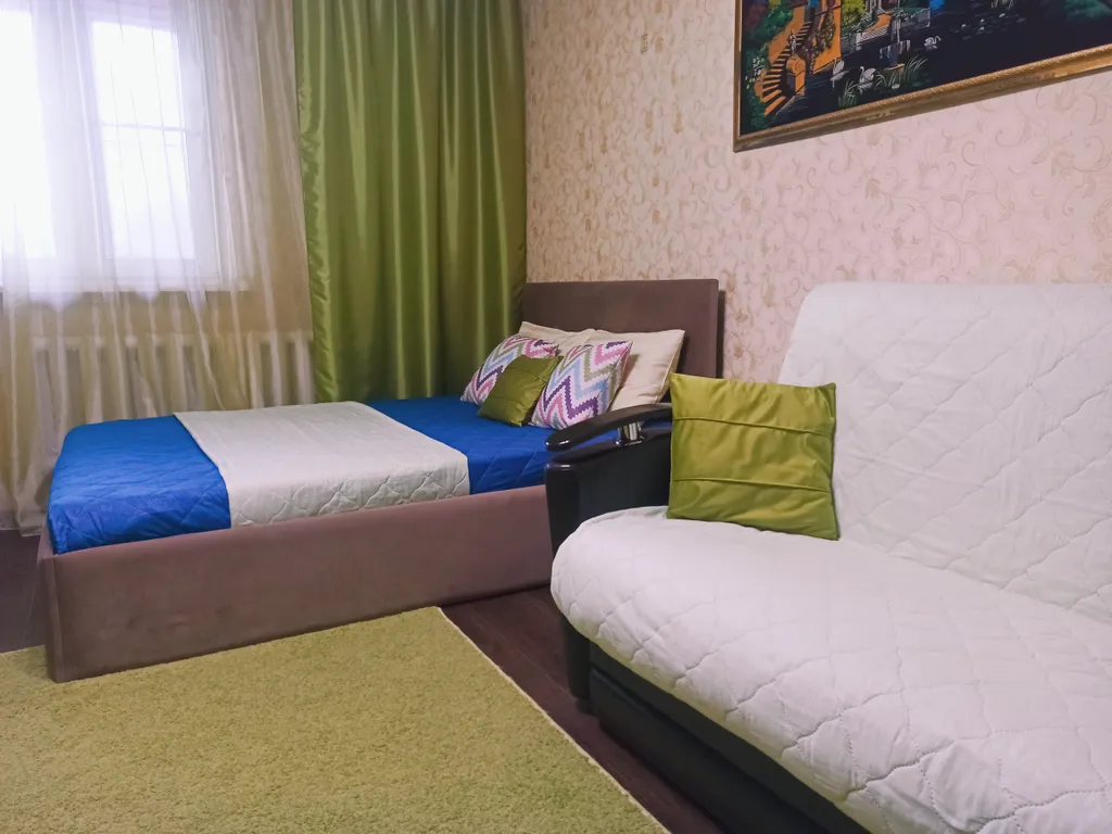 Крупногабаритная квартира возле сквера — аренда посуточно в Липецк