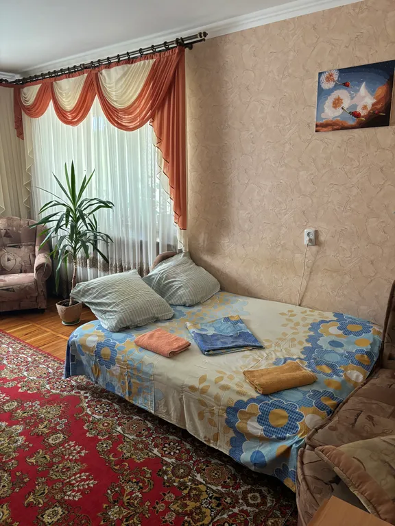 6-комнатный Дом