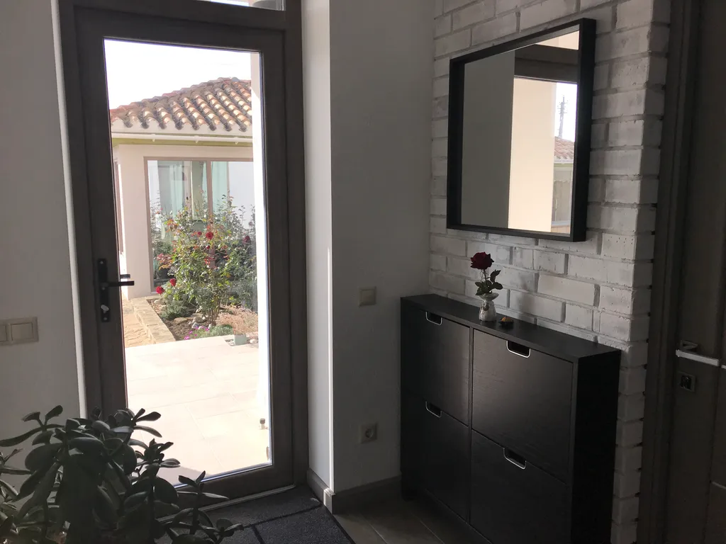 Коттедж Дом под черепицей — Солнечная Долина