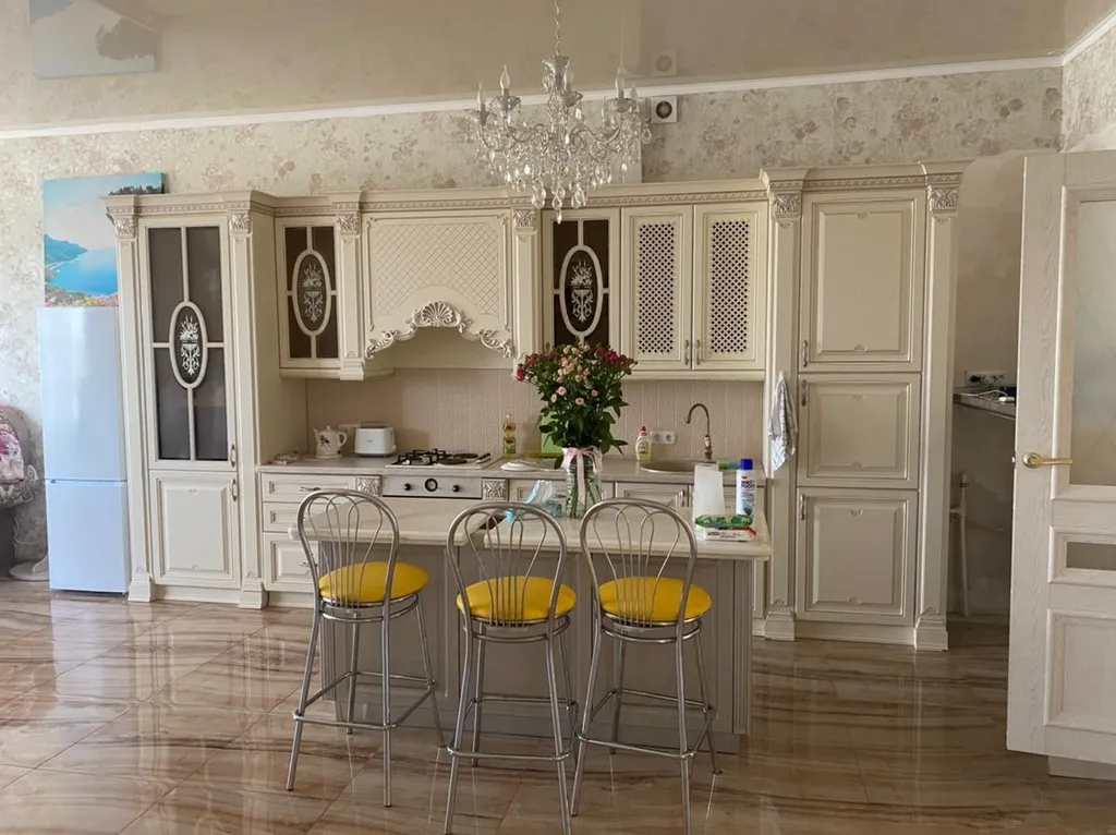 4-комнатный Дом