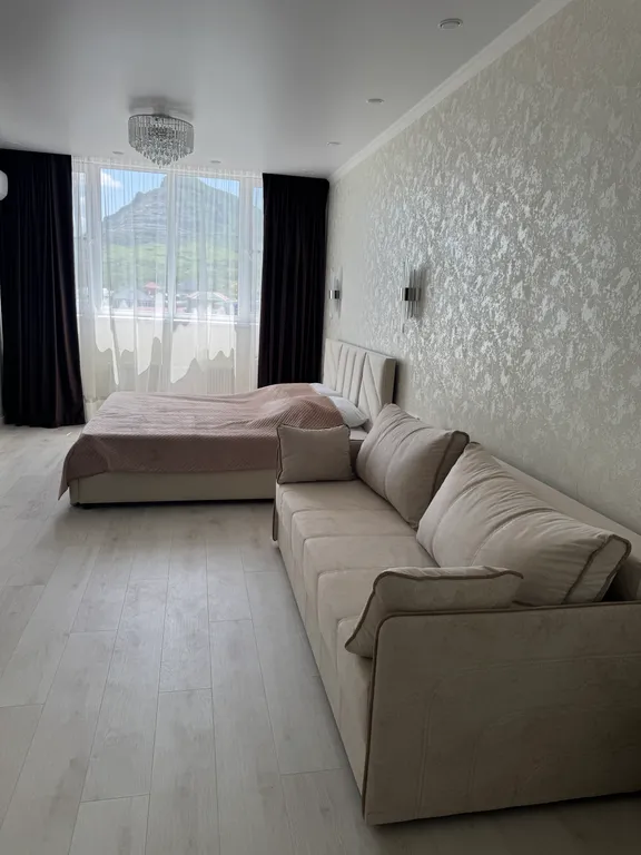 Уютная новая квартира с дизайнерским ремонтом