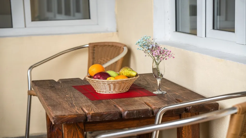 Полукомфорт 3-х местный (с общим балконом)