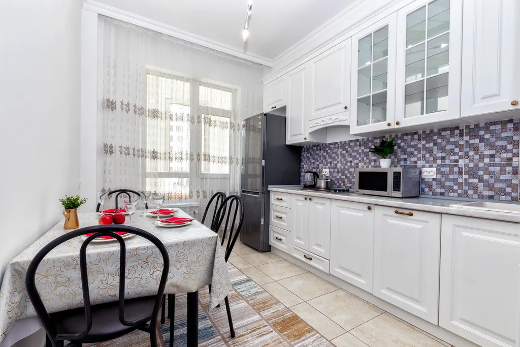 Квартира Уютная двухкомнатная с двумя двухспальними кроватями — аренда посуточно в Астана (Нур-Султан)