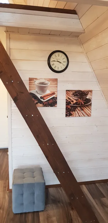 Домик треугольник на 4 человек