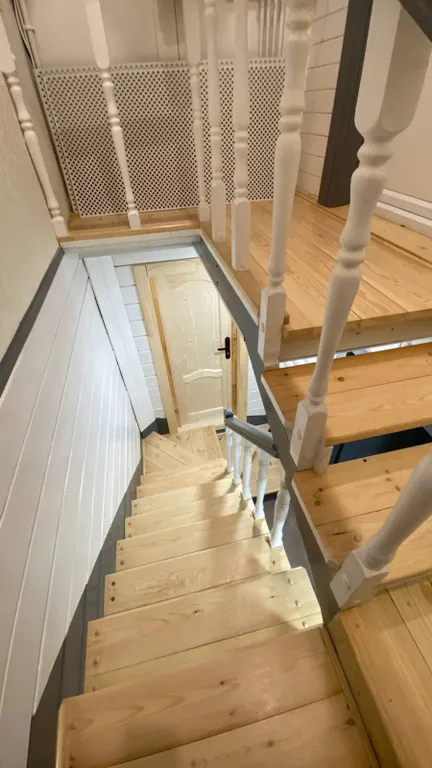 Загородный дом с 5 комнатами, зоной барбекю и баней