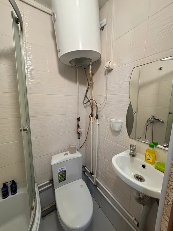 Гостинка в доме коммунального типа