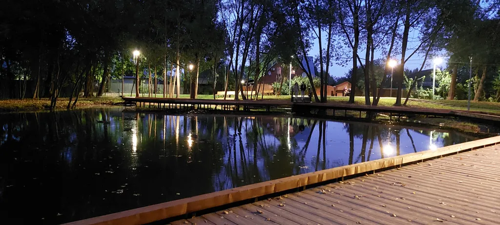 Коттедж Коттедж под сенью лесных деревьев — Москва