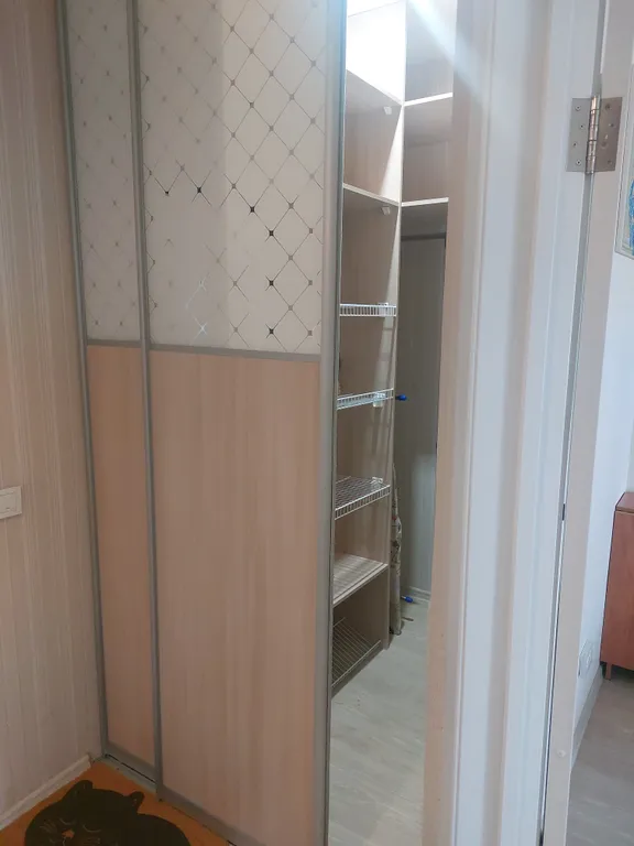 Светлая квартира с прекрасным видом из окна