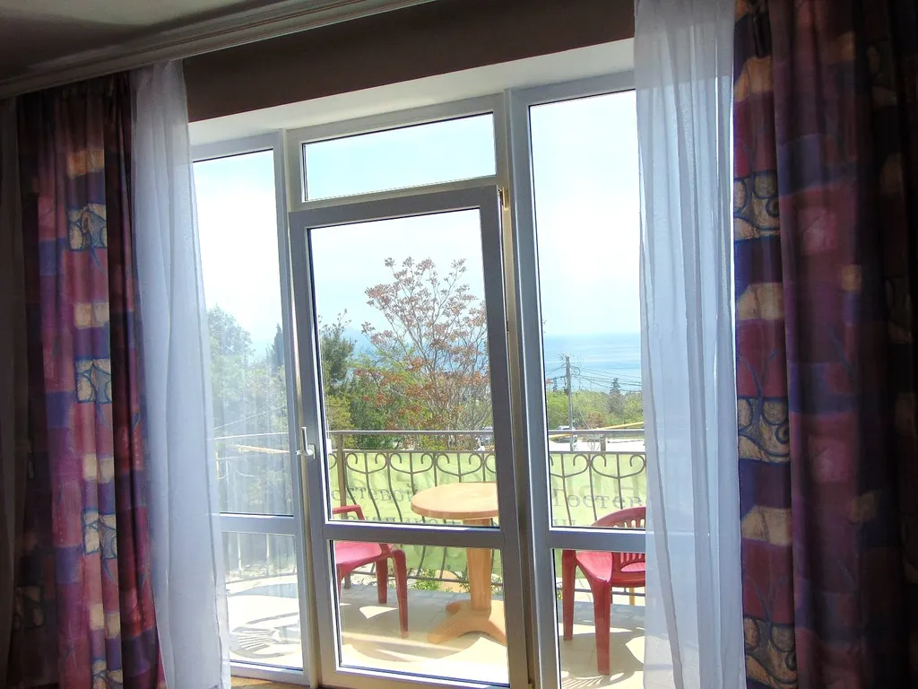 Двухкомнатная студия Сакура – комфорт с панорамными видами