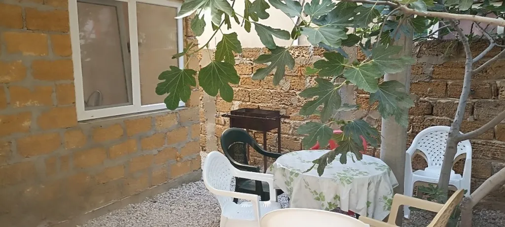 Коттедж Дом со своим двором — аренда посуточно в Судак