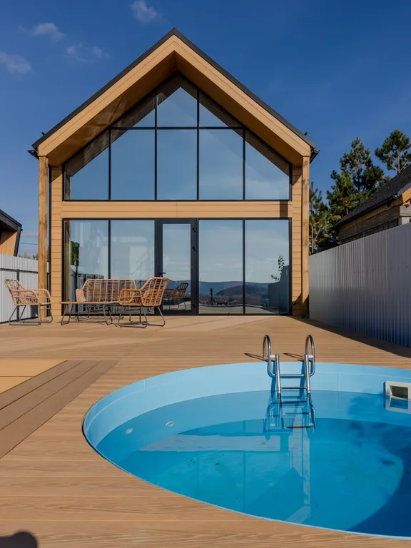 Дом Барн премиум класса с уникальным видом на горы и реку Сок