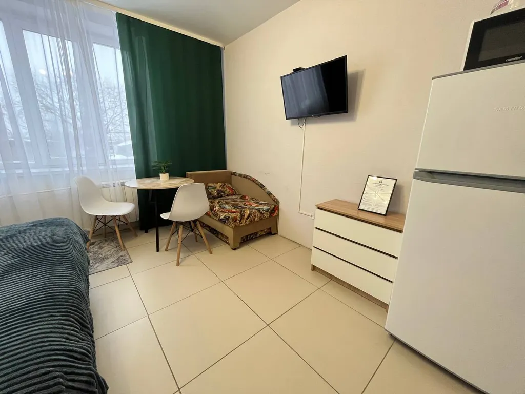 Уютные апартаменты около ТЦ Изумрудный город