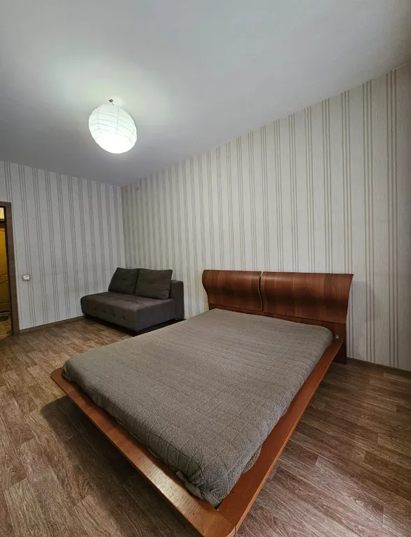 Большая 1 комнатная в Союзе