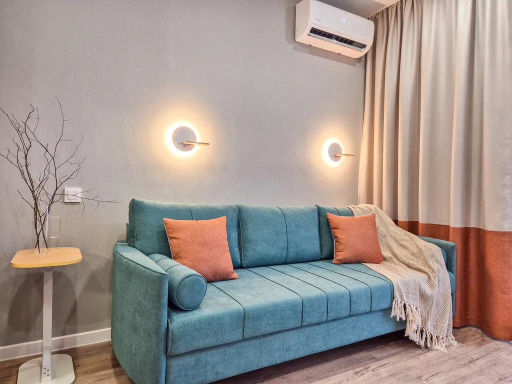 Студия с видом на реку