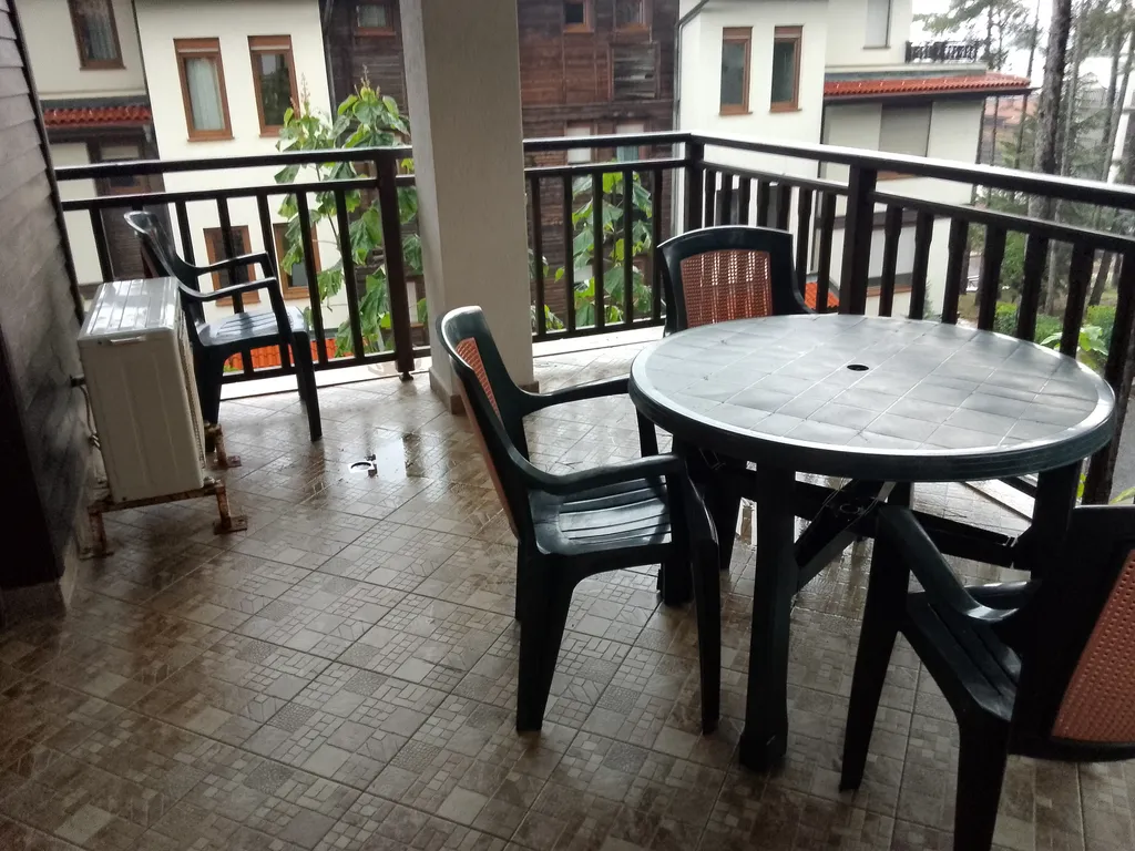 Трехкомнатный люкс в соснах у моря в Санта Марина