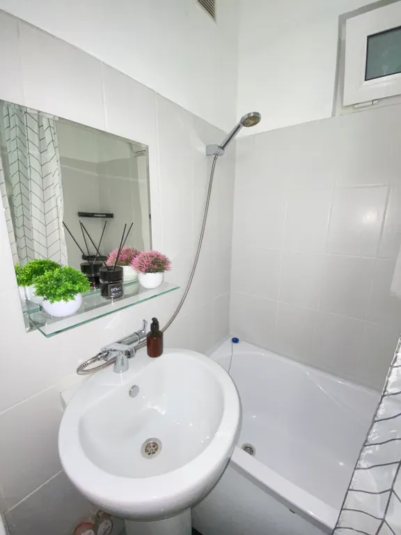 Светлая евродвушка у Батарейной горы