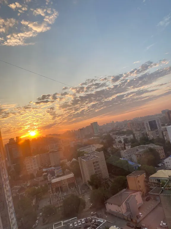 Дизайнерская евродвушка с парящей кроватью