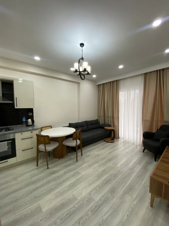 Cтильная eвpо-двушкa Elexus Тедже 2