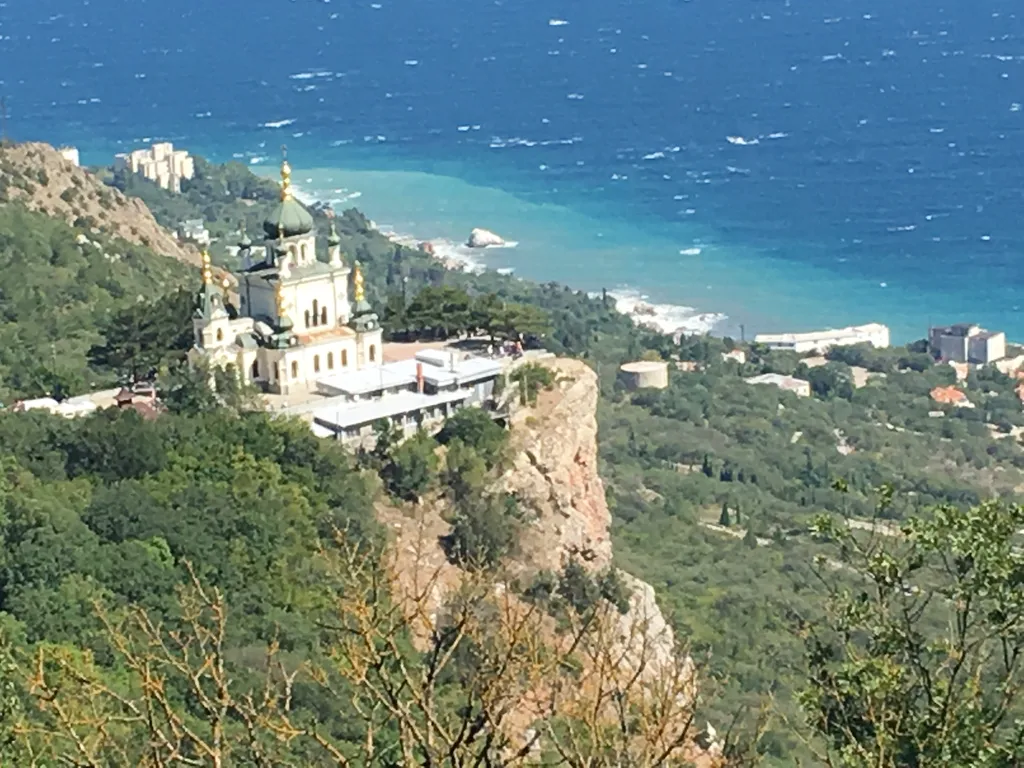 Апартаменты с видом на море, горы в новом доме над Форосским парком