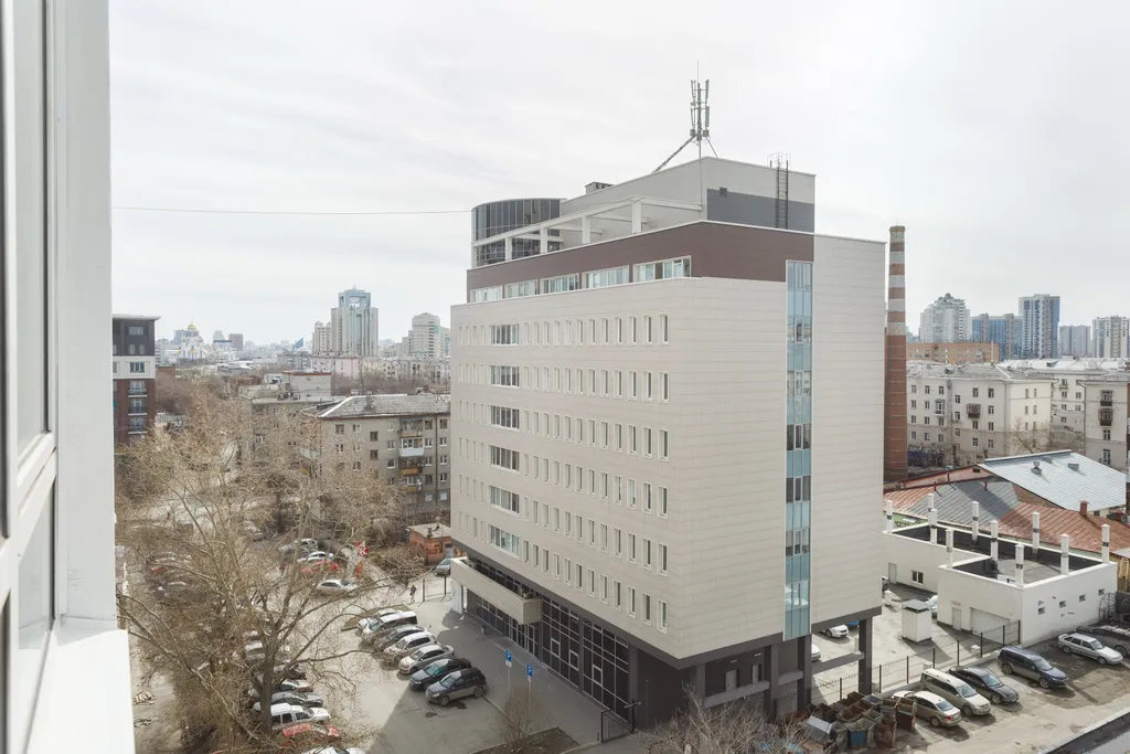 Квартира Апартаменты у ЖД Вокзала рядом с Marins Park Hotel — Екатеринбург