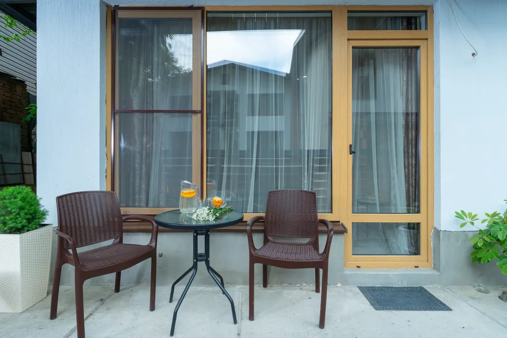 Квартира с собственным двориком