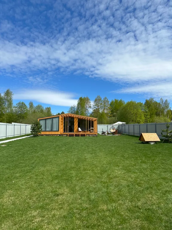 Коттедж Дом с террасой на берегу реки — Логиново