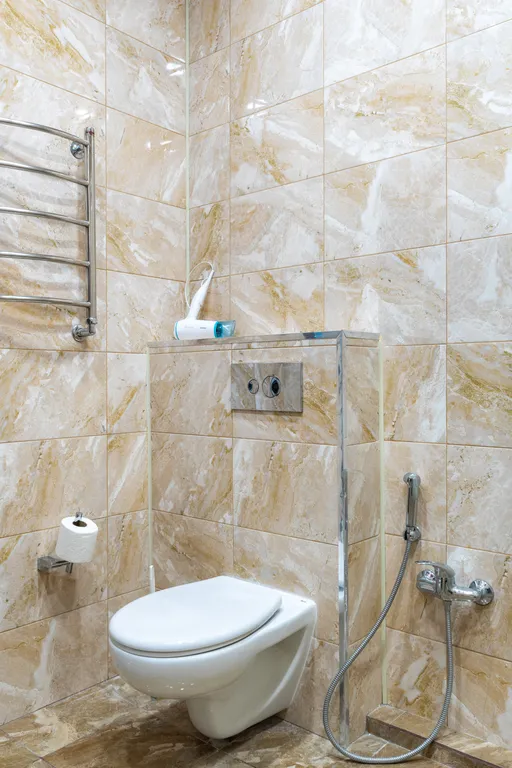 Светлая студия с 2 окнами и видом на горы