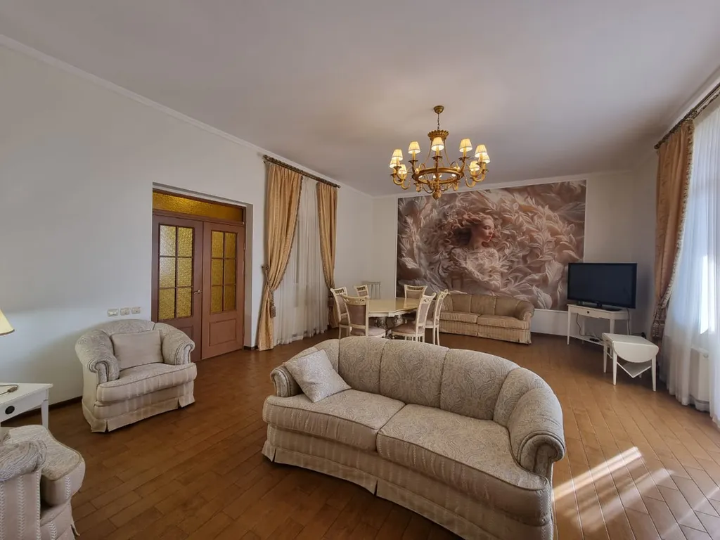 Вилла с открытым бассейном и видом на море