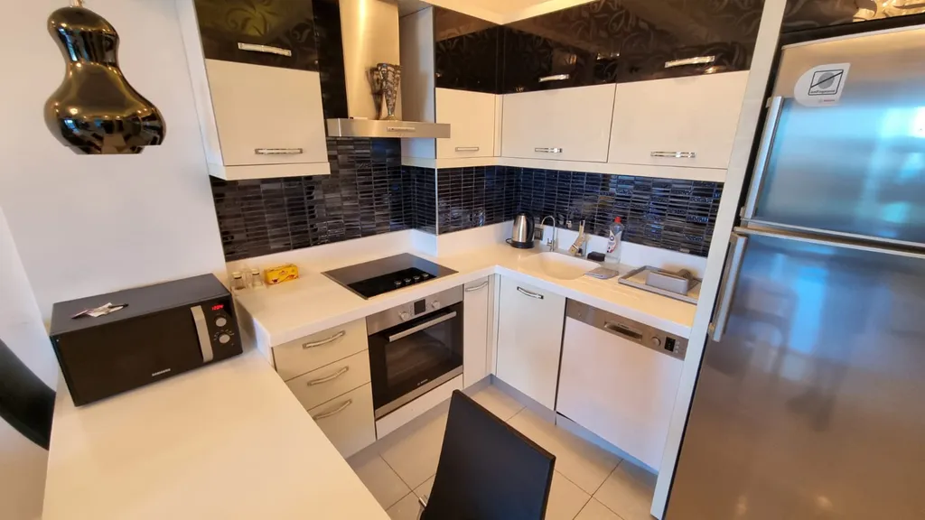 Квартира с видом на море в Azura park residence